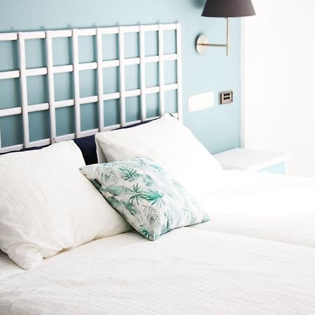 Hugo Beach Hotel & Apartments 간디아 외부 사진