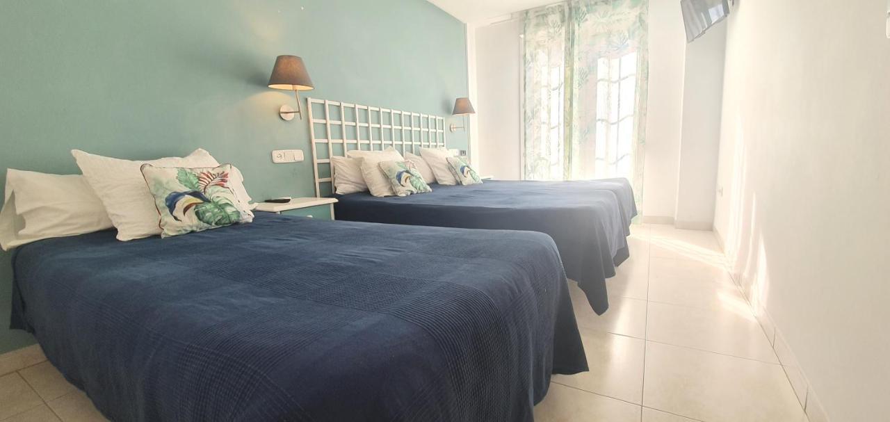 Hugo Beach Hotel & Apartments 간디아 외부 사진