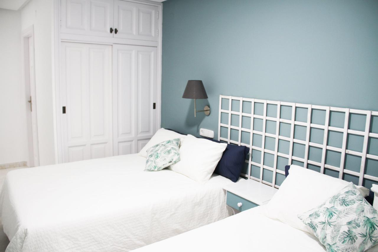 Hugo Beach Hotel & Apartments 간디아 외부 사진