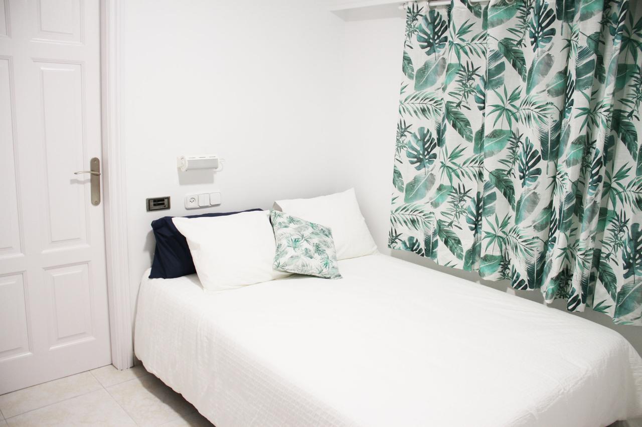 Hugo Beach Hotel & Apartments 간디아 외부 사진