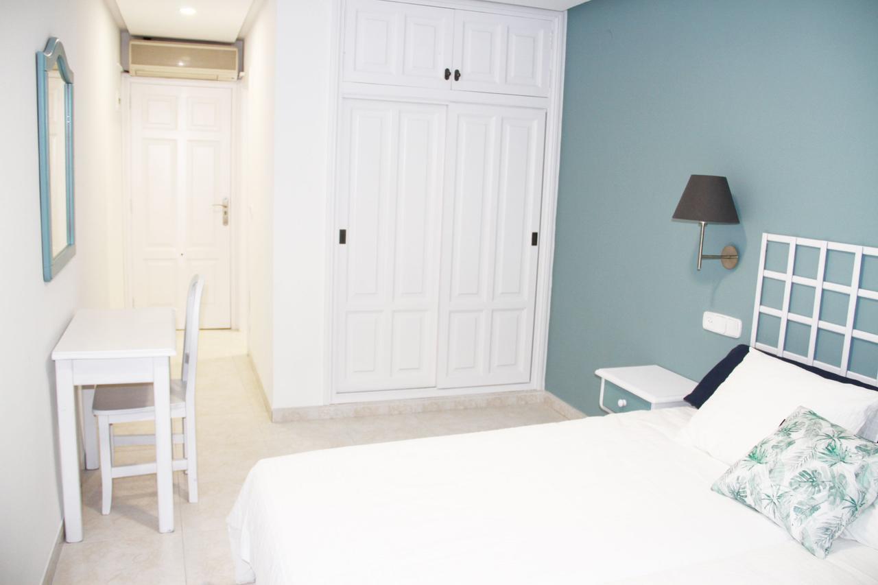 Hugo Beach Hotel & Apartments 간디아 외부 사진